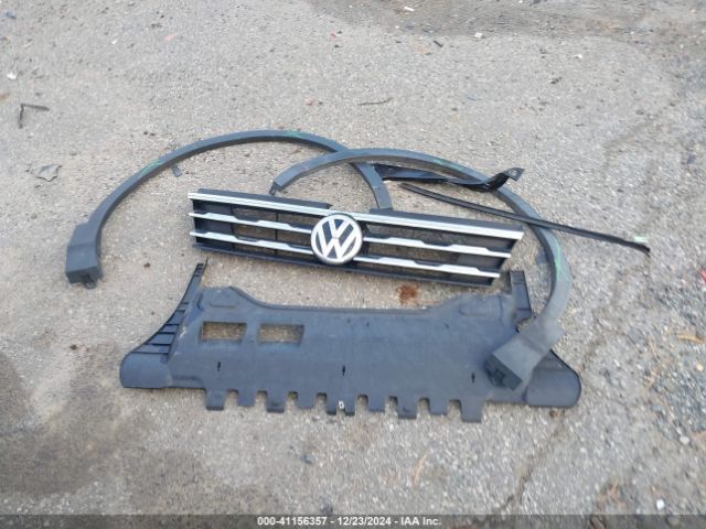 3VV4B7AXXJM076194 Volkswagen Tiguan 2.0t Sel Premium