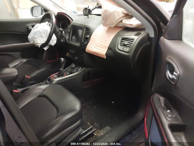 3C4NJDDB7KT759837 Jeep Compass Trailhawk 4x4