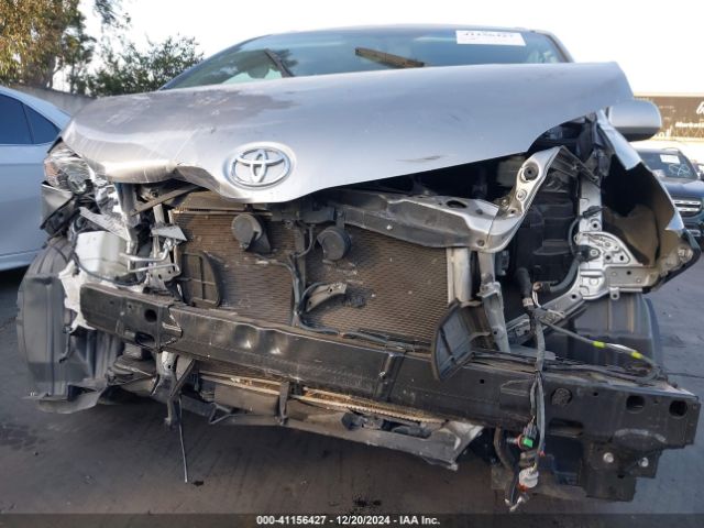 5TDYZ3DC6HS828707 Toyota Sienna Xle/limited