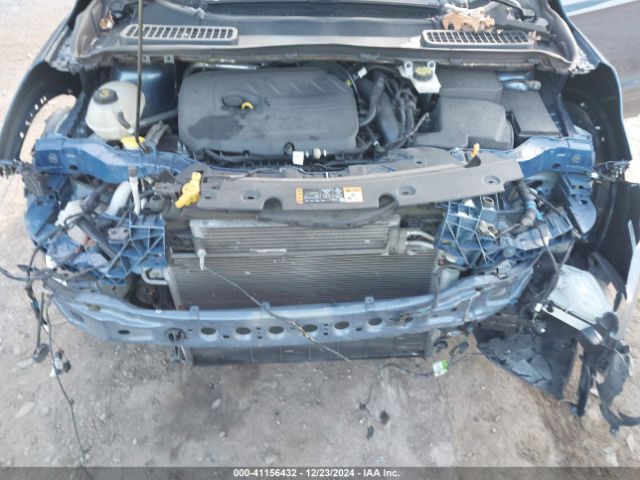1FMCU9HD0JUB19346 Ford ESCAPE SEL