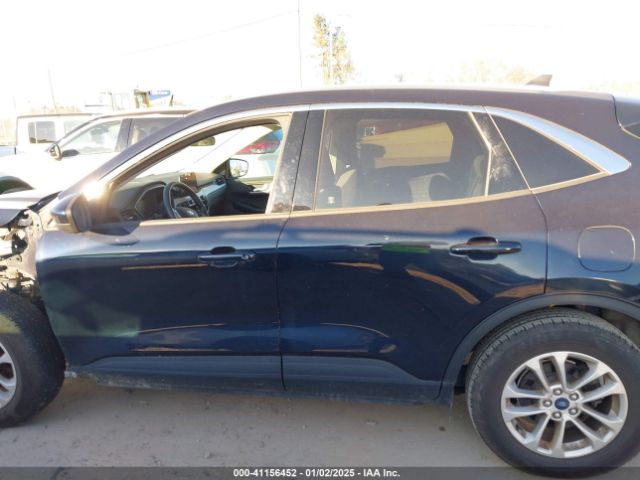 1FMCU9G68MUA33371 Ford ESCAPE SE