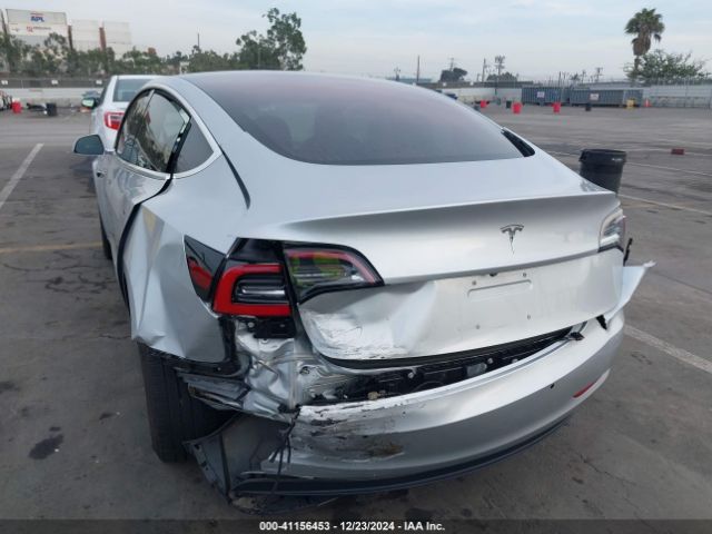 5YJ3E1EA7JF033070 Tesla Model 3 Long Range/mid Range