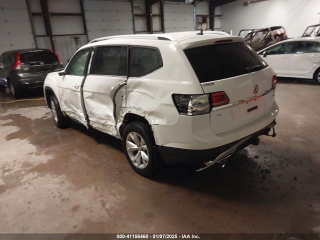 2019 VOLKSWAGEN ATLAS 1V2LR2CA8KC577216 Photo 2