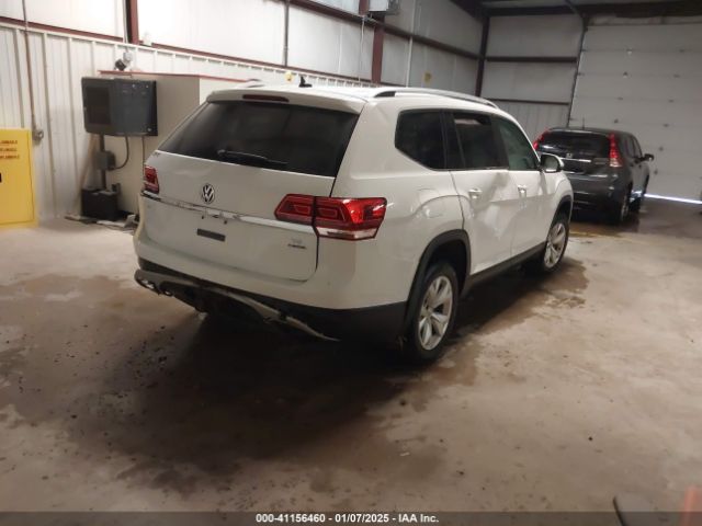 2019 VOLKSWAGEN ATLAS 1V2LR2CA8KC577216 Photo 3