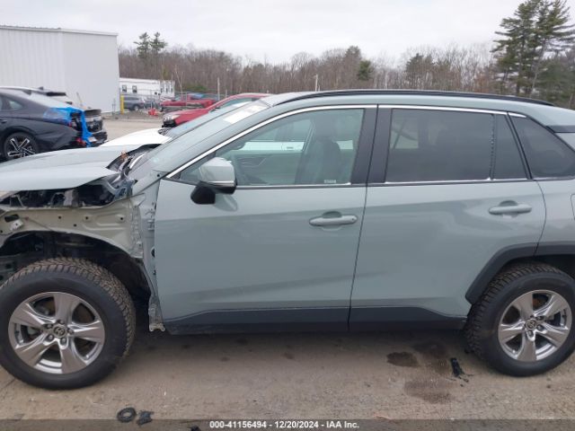 2T3P1RFV2NW276539 Toyota Rav4 Xle