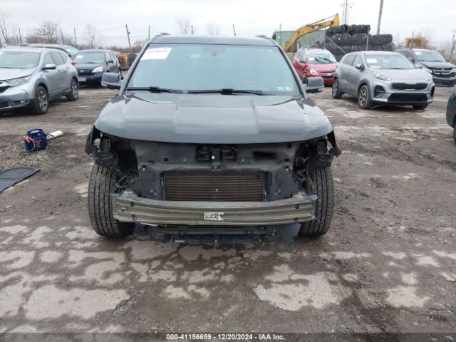1FM5K8D83HGD47688 Ford EXPLORER XLT