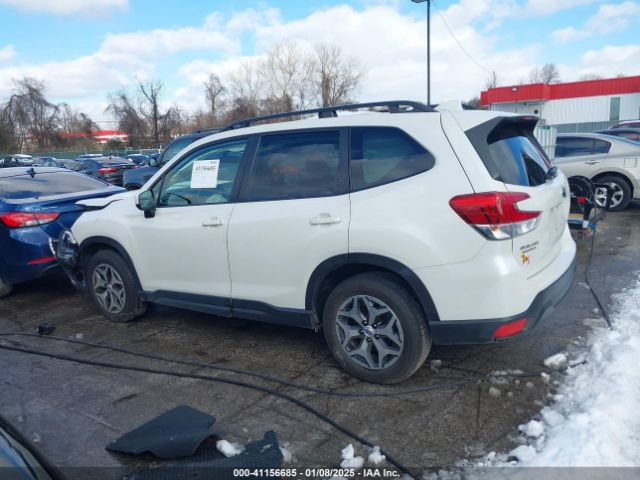JF2SKADC3NH442469 Subaru Forester Premium