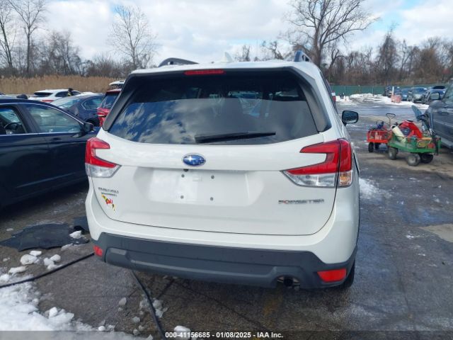 JF2SKADC3NH442469 Subaru Forester Premium