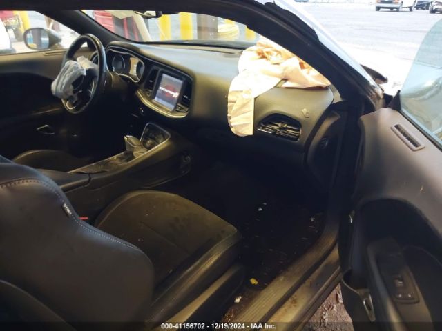 2C3CDZGGXJH162180 Dodge Challenger Gt Awd
