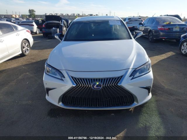 58ADA1C16MU006641 Lexus ES 300H