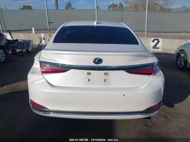 58ADA1C16MU006641 Lexus ES 300H