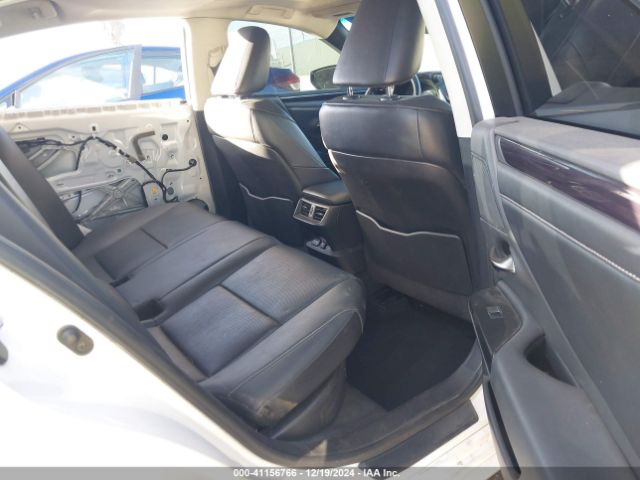58ADA1C16MU006641 Lexus ES 300H