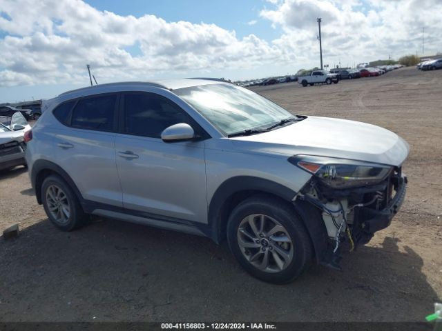 KM8J33A45HU340338 Hyundai TUCSON SE
