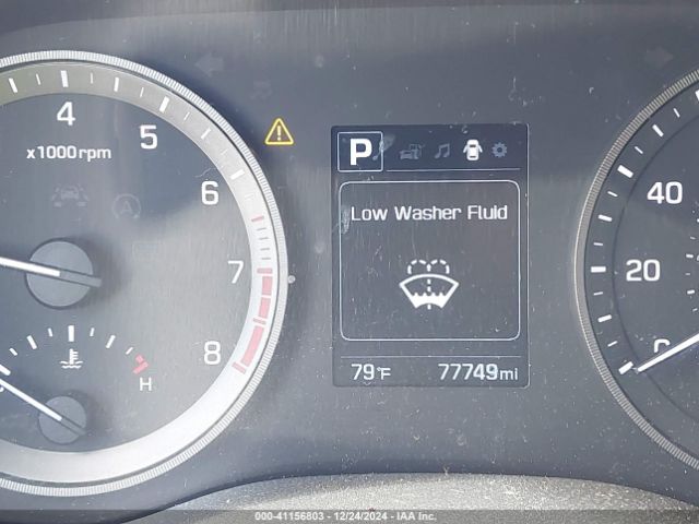 KM8J33A45HU340338 Hyundai TUCSON SE