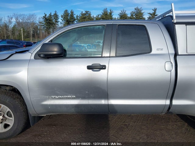 5TFUM5F18JX077971 Toyota Tundra Sr5 4.6l V8
