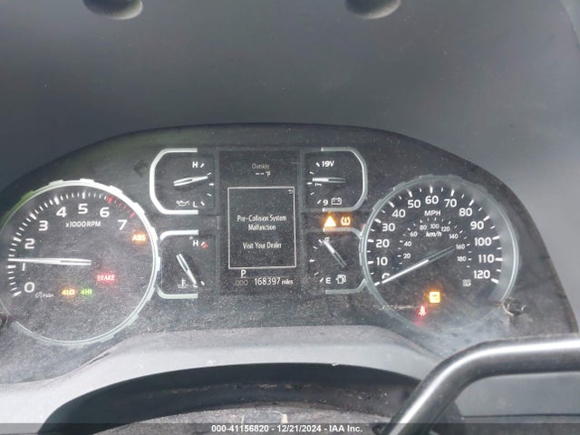 5TFUM5F18JX077971 Toyota Tundra Sr5 4.6l V8