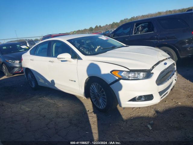 3FA6P0RU5ER261388 Ford Fusion Hybrid Titanium
