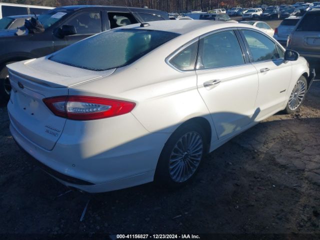 3FA6P0RU5ER261388 Ford Fusion Hybrid Titanium