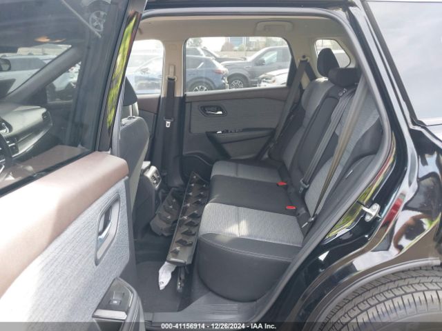JN8BT3BA6PW405346 Nissan Rogue Sv Fwd