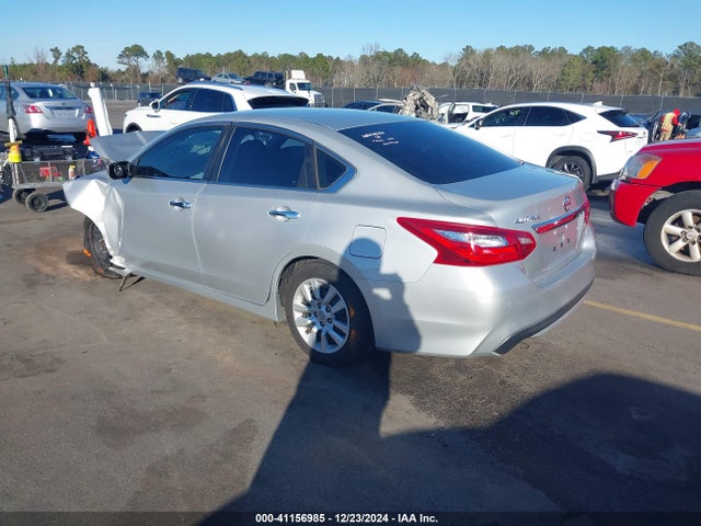 1N4AL3AP6HN353954 Nissan Altima 2.5 S