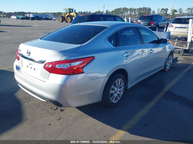 1N4AL3AP6HN353954 Nissan Altima 2.5 S