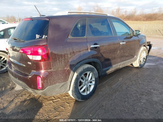 KIA SORENTO LX 2014 5XYKTCA67EG479071 Image 4