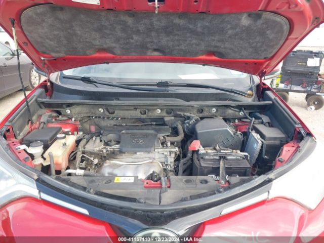 JTMRFREV2HJ152589 Toyota Rav4 Xle