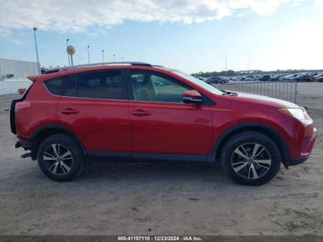 JTMRFREV2HJ152589 Toyota Rav4 Xle