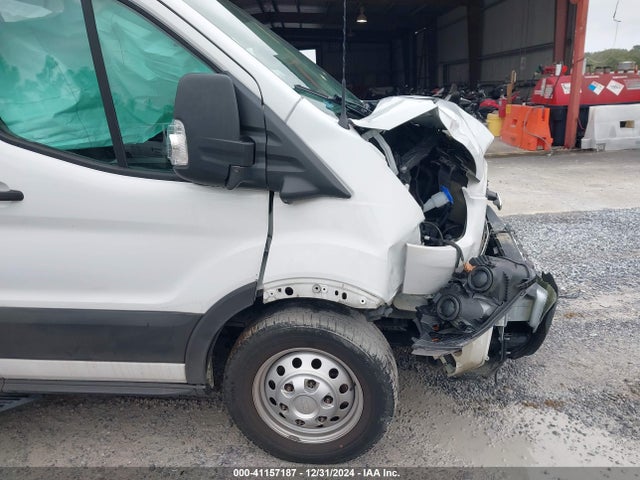 Ford Transit-250 2022 1FTBR2YG7NKA21760 Image 17