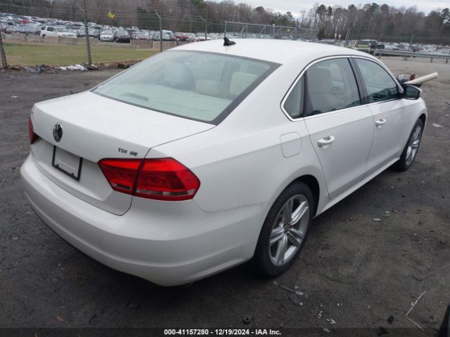 1VWBN7A3XEC095066 Volkswagen Passat 2.0l Tdi Se