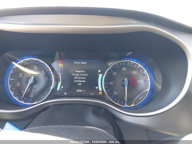2C4RC1BG9RR143255 Chrysler Pacifica Touring L