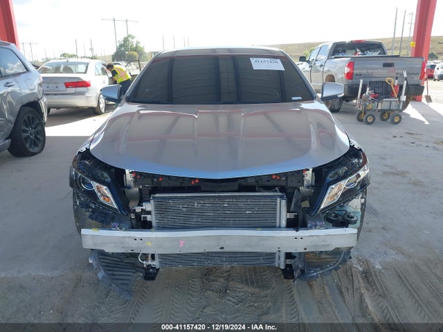 Chevrolet IMPALA 1LT 2018 2G1105S35J9106856 Image 12
