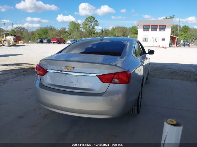 Chevrolet IMPALA 1LT 2018 2G1105S35J9106856 Image 4