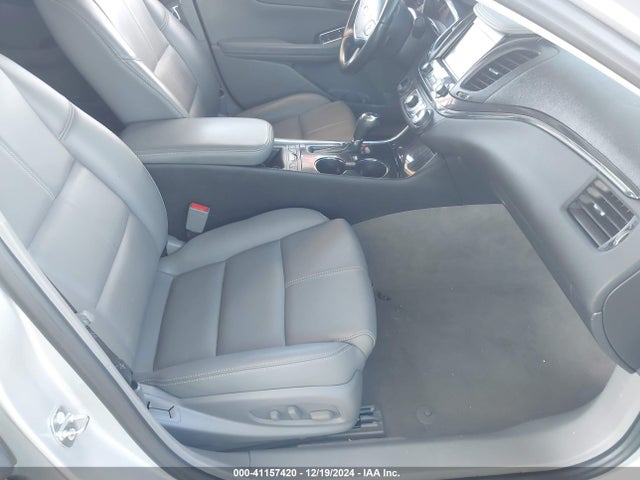 Chevrolet IMPALA 1LT 2018 2G1105S35J9106856 Image 5