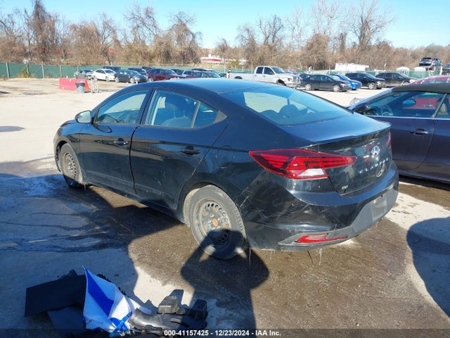 Hyundai ELANTRA SE 2019 5NPD74LF3KH420135 Image 3
