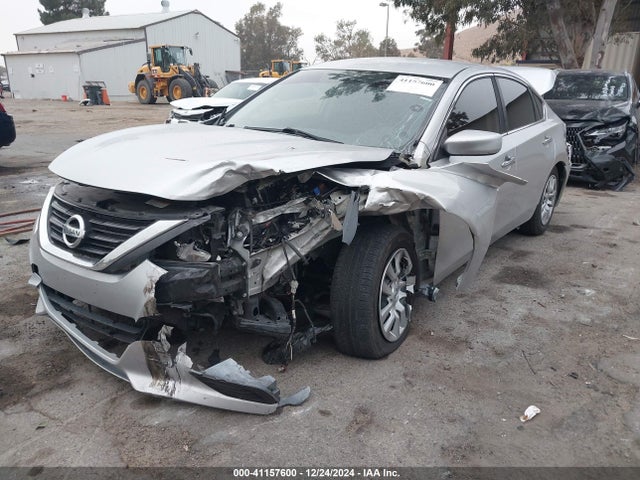 Nissan Altima 2.5 S 2018 1N4AL3AP1JC476742 Image 2