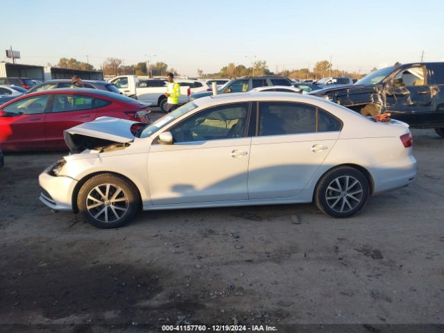3VWDB7AJ5HM384049 Volkswagen Jetta 1.4t Se