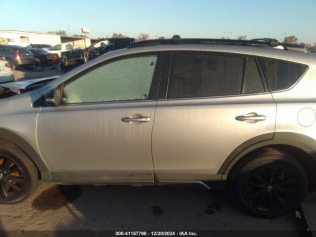 2T3RFREVXJW710728 Toyota Rav4 Adventure/xle