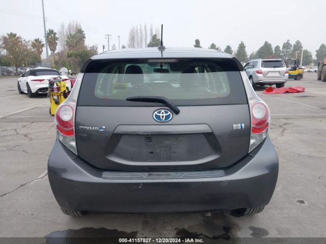JTDKDTB31E1067004 Toyota Prius C Four
