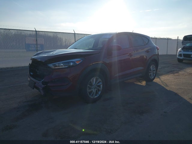 Hyundai TUCSON SE 2018 KM8J23A41JU833653 Image 2