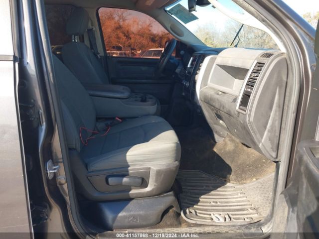 3C6UR5CJ7GG325282 RAM 2500 Tradesman