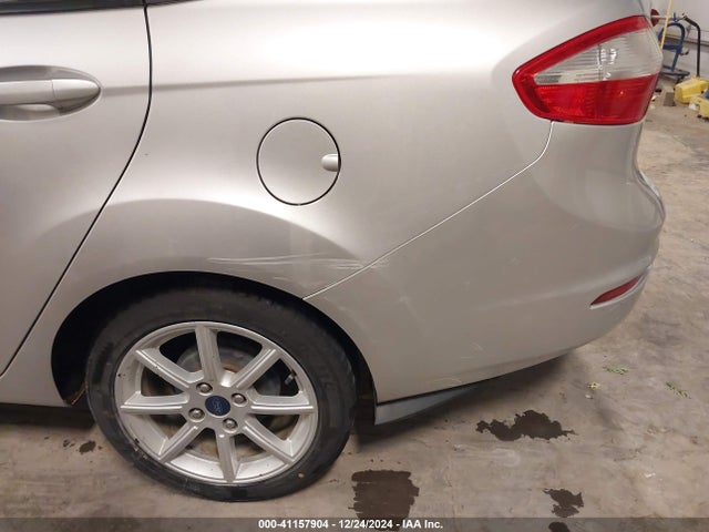 Ford FIESTA SE 2018 3FADP4BJ9JM119776 Image 18
