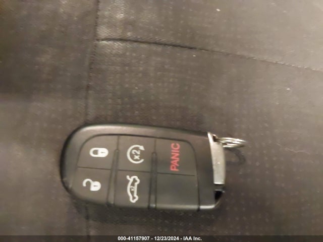 Chrysler 200 Limited 2015 1C3CCCAB4FN619609 Image 11
