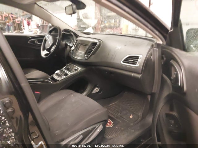 Chrysler 200 Limited 2015 1C3CCCAB4FN619609 Image 5