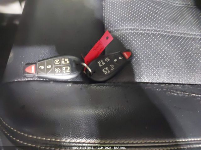2C4RC1CG4FR513814 Chrysler Town & Country Touring-l