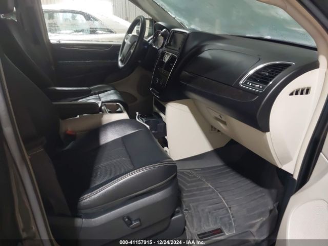 2C4RC1CG4FR513814 Chrysler Town & Country Touring-l