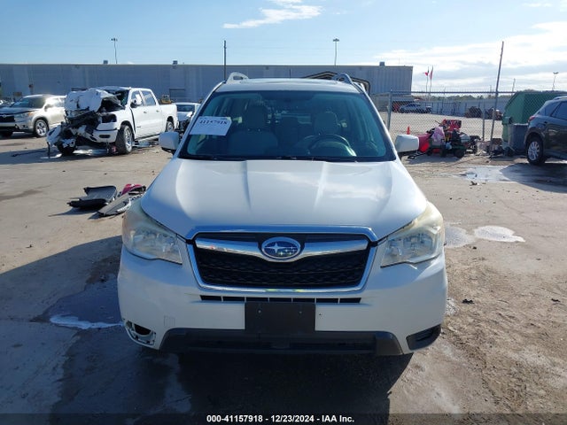 Subaru Forester 2.5i Premium 2015 JF2SJADCXFH457121 Image 13