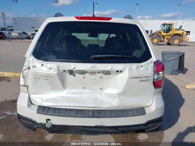Subaru Forester 2.5i Premium 2015 JF2SJADCXFH457121 Image 17