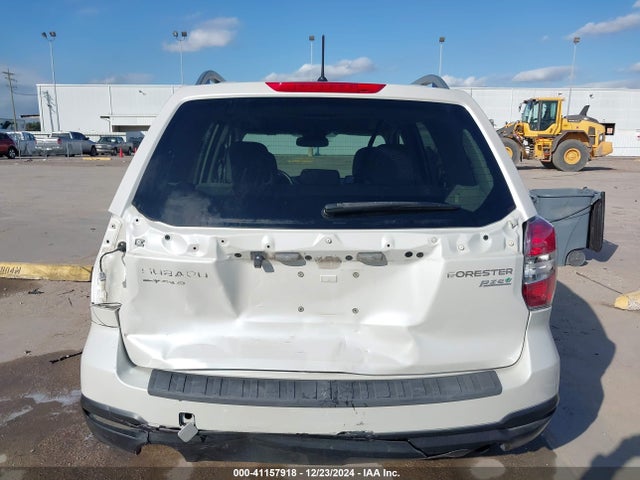 Subaru Forester 2.5i Premium 2015 JF2SJADCXFH457121 Image 6