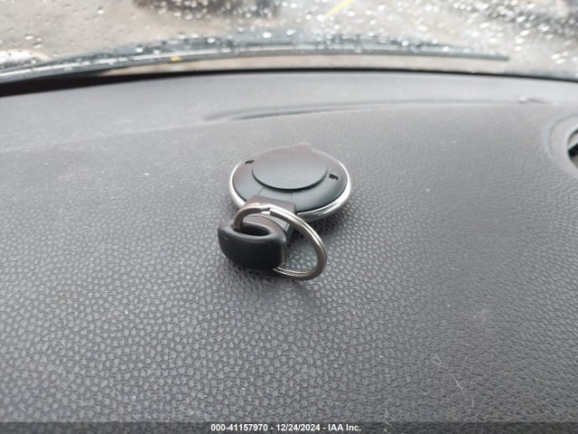 2011 MINI COOPER S WMWSV3C5XBTY10270 Photo 10